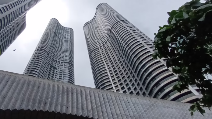 Bollywood Celebrities Lead Mumbai’s ₹400 Crore Luxury Real Estate Boom in 2024