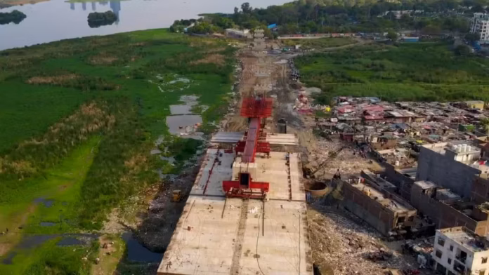 Fall in National Highway Project Awards May Slow Construction in the Next Two Years