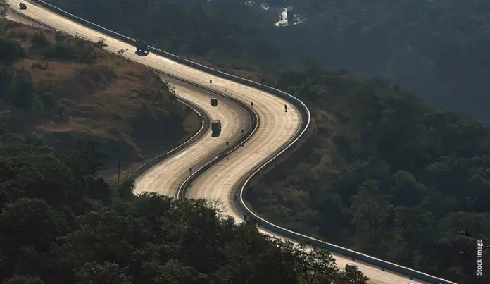 Pune-Mumbai Expressway’s New Link Road Will Slash Travel Time to Navi Mumbai Airport by 2 Hours