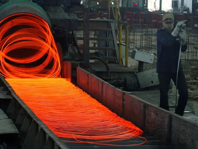 China Struggles to Meet Steel Clean-Up Target