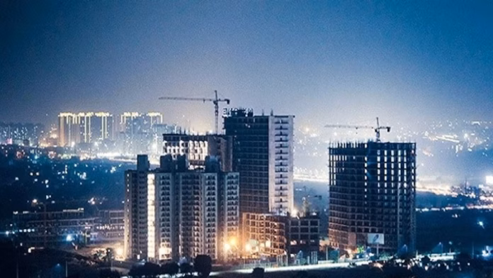 Mumbai Skyscrapers Stir Housing Affordability Concerns