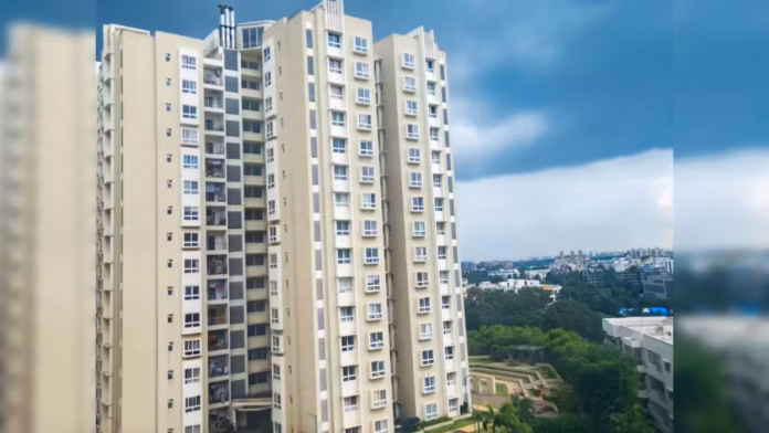 Pune Housing Society Action Enforces Governance Rules